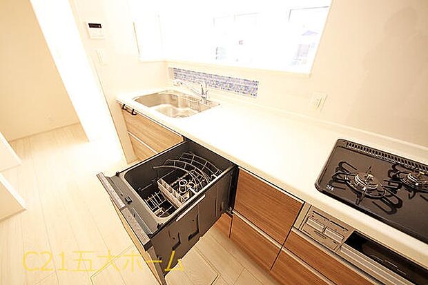 物件のご提案から現地へのご案内、ご契約まで、業務に精通したスタッフが対応させて頂きます。お気軽にご相談ください！