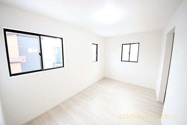 物件のご提案から現地へのご案内、ご契約まで、業務に精通したスタッフが対応させて頂きます。お気軽にご相談ください☆(1号棟)