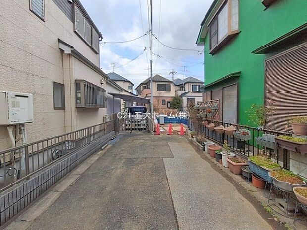 2駅利用可能でアクセス良好!徒歩圏内にスーパーやコンビニ、小学校などがあり、子育てファミリーにも住みやすい環境です。撮影日:26/02/16