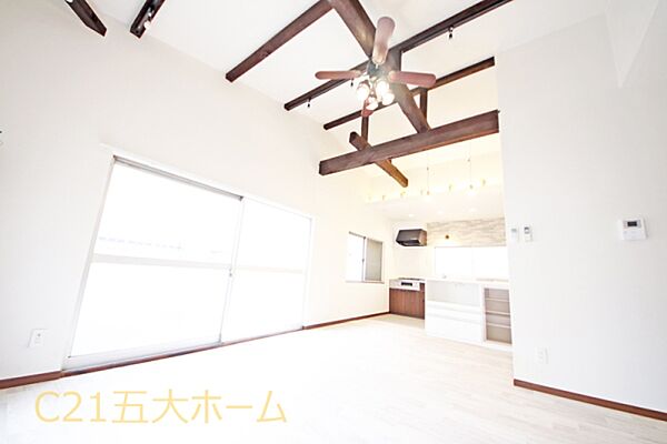 物件のご提案から現地へのご案内、ご契約まで、業務に精通したスタッフが対応させて頂きます。お気軽にご相談ください！