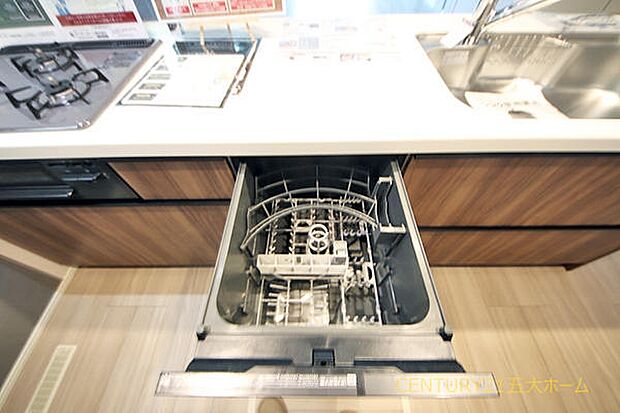 物件のご提案から現地へのご案内、ご契約まで、業務に精通したスタッフが対応させて頂きます。お気軽にご相談ください。