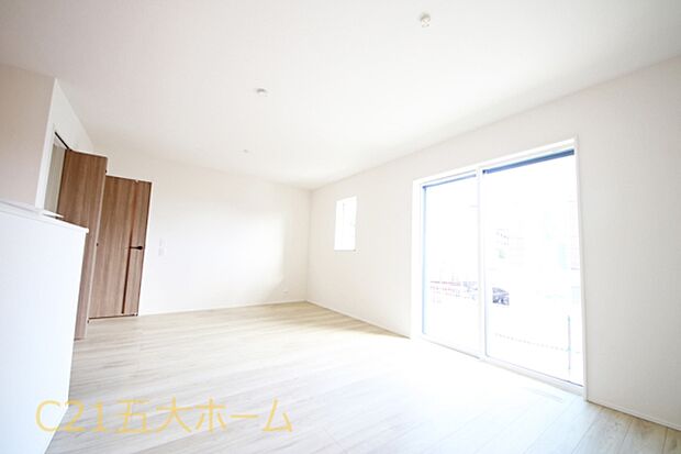 物件のご提案から現地へのご案内、ご契約まで、業務に精通したスタッフが対応させて頂きます。お気軽にご相談ください！