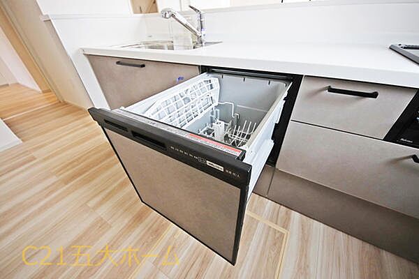 物件のご提案から現地へのご案内、ご契約まで、業務に精通したスタッフが対応させて頂きます。お気軽にご相談ください！