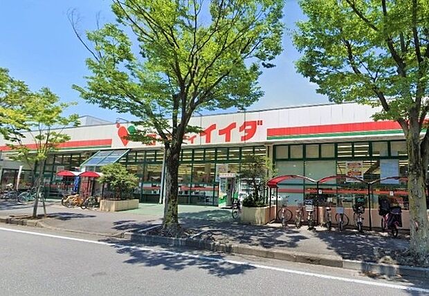 コモディイイダ新松戸店まで601m