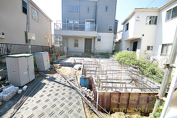 9月完成予定です。物件のご提案から現地へのご案内、ご契約まで、業務に精通したスタッフが対応させて頂きます。お気軽にご相談ください。撮影日:26/07/20