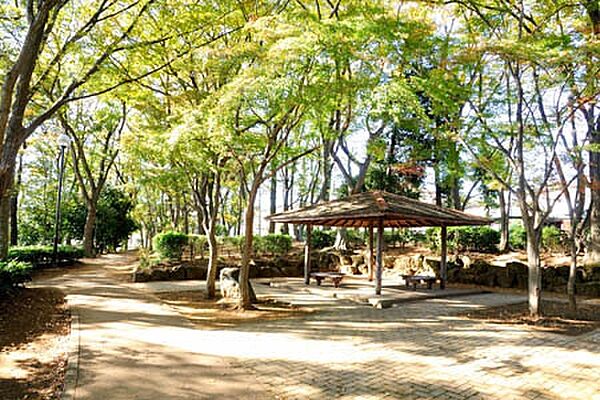 永楽台近隣公園まで702m