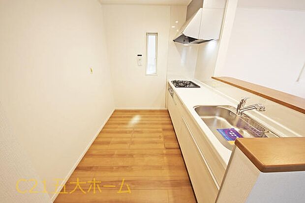 物件のご提案から現地へのご案内、ご契約まで、業務に精通したスタッフが対応させて頂きます。お気軽にご相談ください!