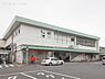 周辺：北松戸駅(JR　常磐線)まで331m、駅周辺には気軽に立ち寄れる飲食店が点在。常磐線は東京メトロ千代田線との直通運転があり、都内への通勤や通学に大変便利です。