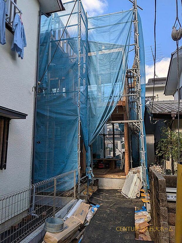 1月完成予定です。物件のご提案から現地へのご案内、ご契約まで、業務に精通したスタッフが対応させて頂きます。お気軽にご相談ください。撮影日：26/10/01