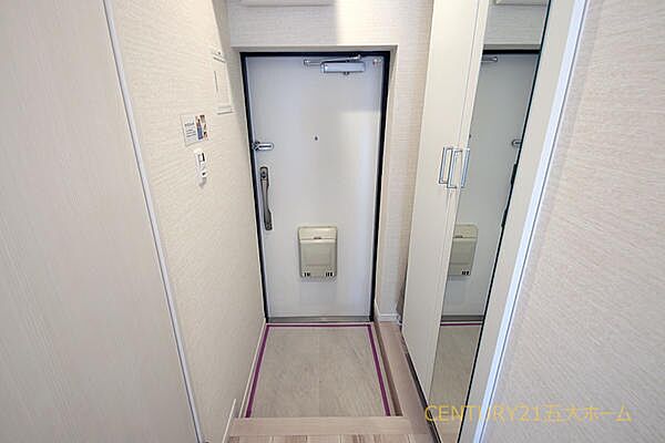 玄関を拡大表示