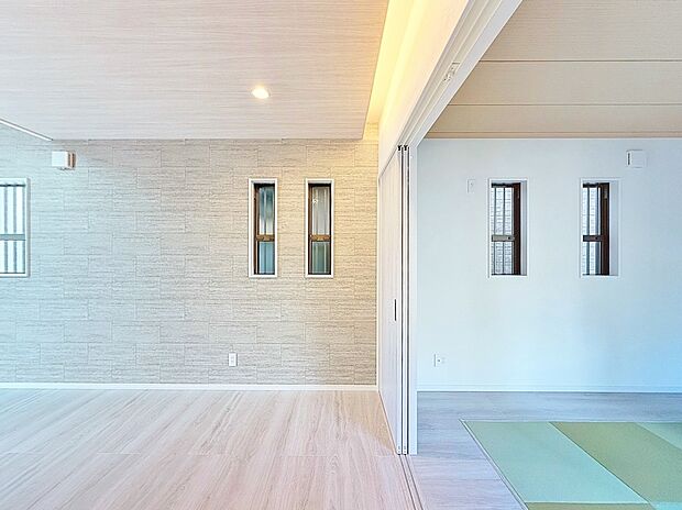 リビングに続きの和室付き