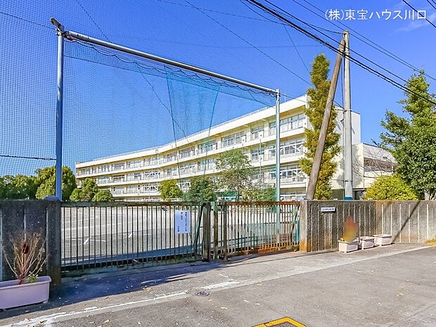 ふじみ野市立元福小学校 1400m