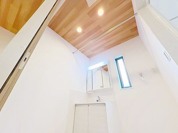 2階に洗面化粧台