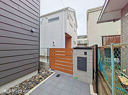 東京都練馬区小竹町１丁目