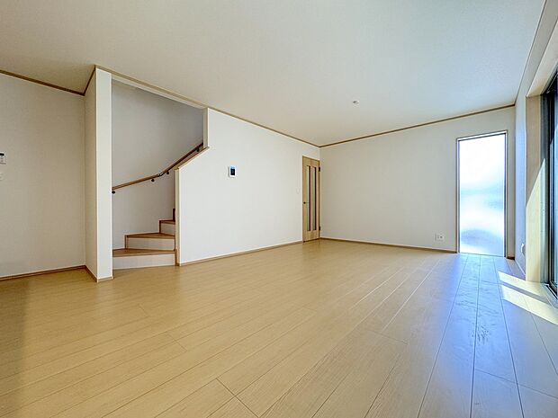 リビング階段となっているので家族とのコミュニケーション時間が必然と増えます。