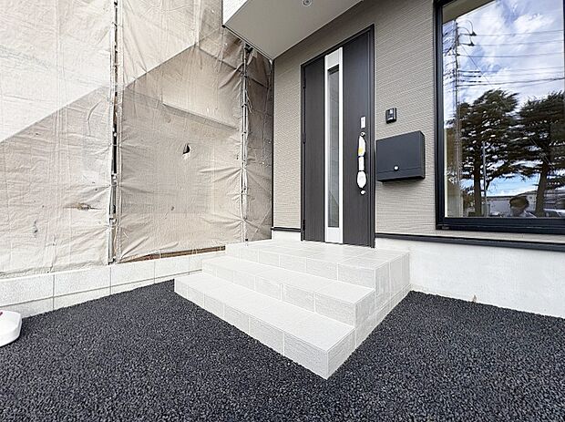 玄関アプローチ