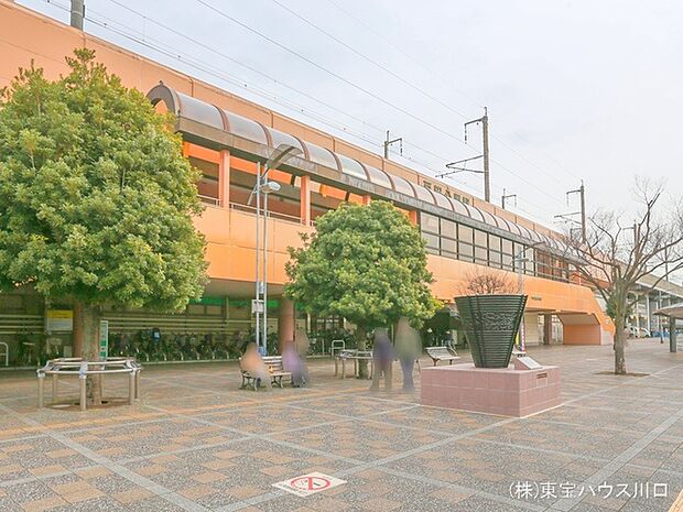 埼京線「戸田公園」駅 940m