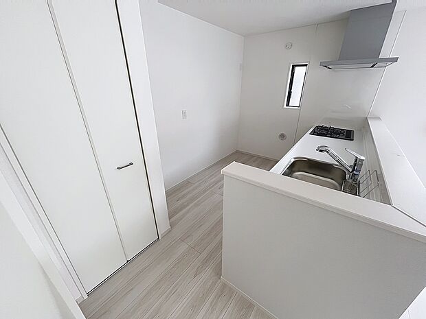 パントリー付キッチン