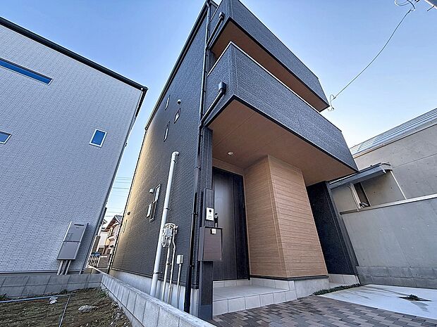 玄関アプローチ