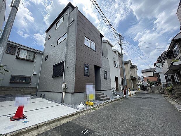 スーパー、コンビニ停歩5分圏内、買い物便利。