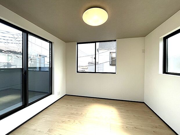 3階5.68帖の洋室