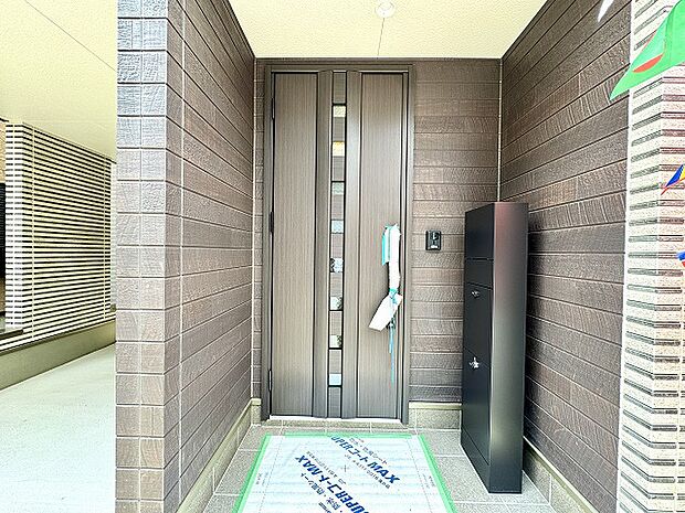 玄関アプローチ