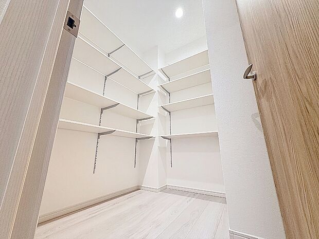 玄関にある土間収納(施工例)