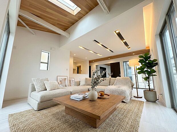 ※家具や雑貨等はCGで加工しており販売対象には含まれません。