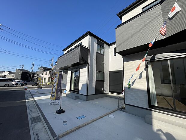 地震に強く、家計に優しい住まい。国が定めた耐震等級での「3」を取得。さらにZEH基準の省エネ性能で光熱費もぐっと節約。家族の安全と将来の安心を考えた、信頼の住まいです。