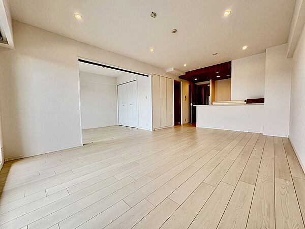 apartment 埼玉県志木市柏町１丁目6-35
地図を見る