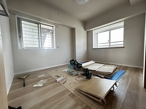 apartment 埼玉県越谷市南越谷２丁目6-53
地図を見る