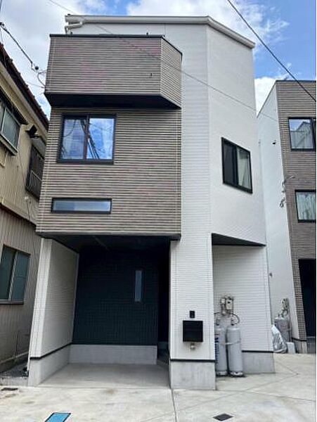 外観：311002197613