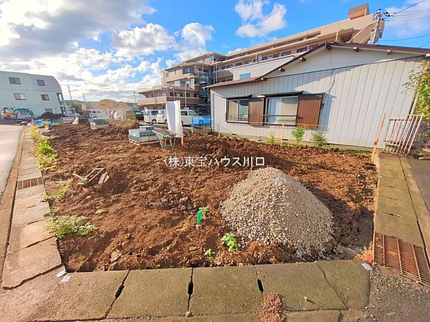 前面道路含む現地