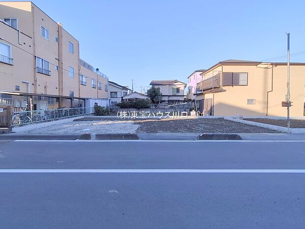 前面道路含む現地