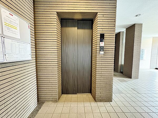 エレベーターホール