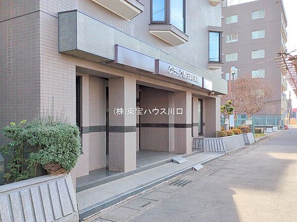 エントランス（外）