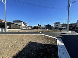 埼玉県草加市新里町-