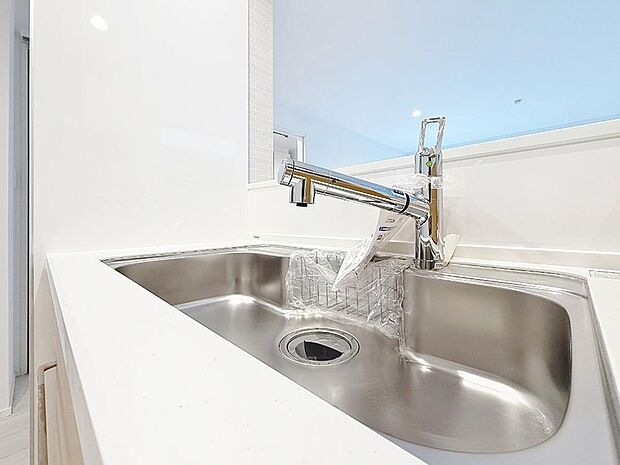 見た目にもスマートな浄水器一体型。