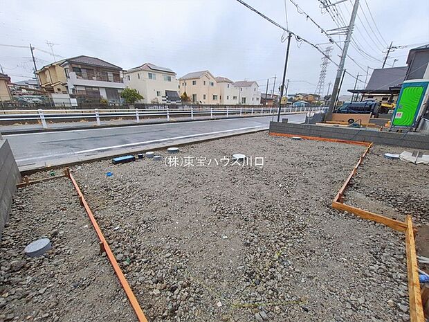 前面道路含む現地