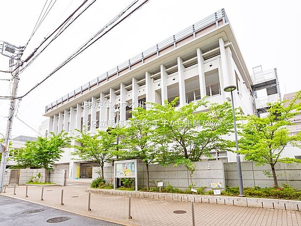 北区立明桜中学校 720m