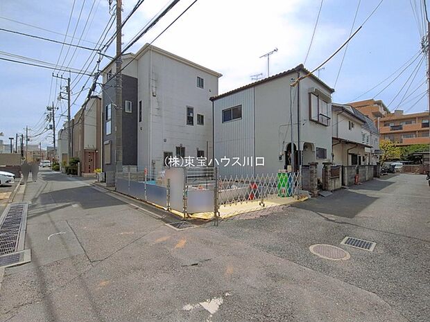 前面道路含む現地