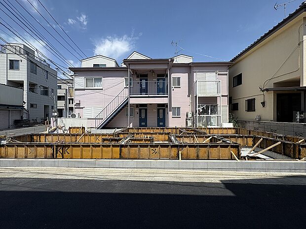 複数路線利用可・東京メトロ有楽町線&副都心線「平和台」駅徒歩12分、東武東上線「東武練馬」駅徒歩15分。
