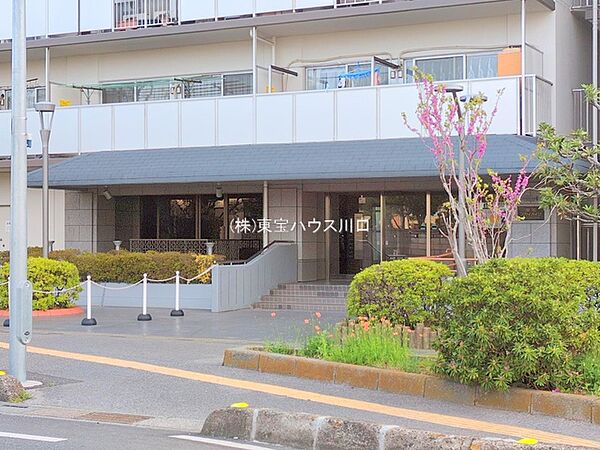 エントランス（外）