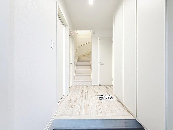 ～いつでも内覧可能～令和6年10月完成の築後未入居住宅。実際の陽当たりや間取りの使いやすさを現地で体感できます。東宝ハウス川口までお気軽にお問い合わせください。誠心誠意ご案内いたします。