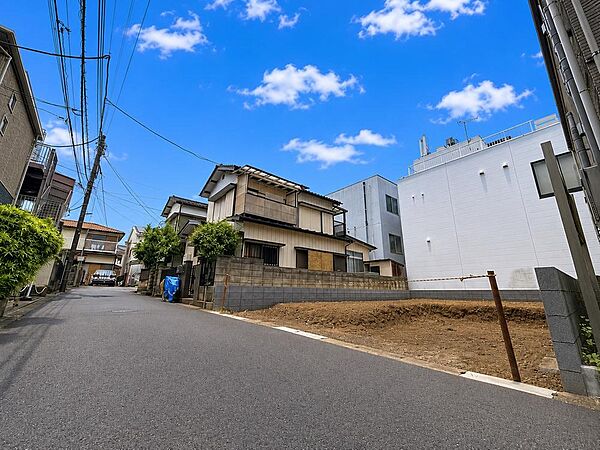 通勤・通学の負担を軽減する駅徒歩2分の好立地。住みやすさと将来性を兼ね備えた中央区本町東の売地で、ご家族の理想を叶える住まいづくりを始めませんか。