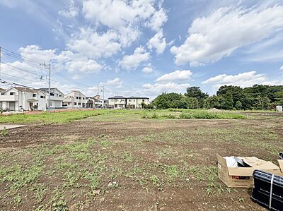 外観:戸塚安行駅からバス便あり。自由設計の宅地分譲。あなたのライフスタイルに合ったお住まいを自由に建築できる分譲地です。全区域、30坪~33坪。 外観:戸塚安行駅からバス便あり。自由設計の宅地分譲。あなたのライフスタイルに合ったお住まいを自由に建築できる分譲地です。全区域、30坪~33坪。