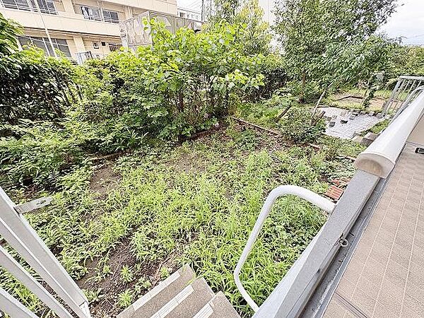 専用庭で家庭菜園やガーデニングを始めてみませんか。自然に触れながら、お子様の感性を育む豊かな暮らしが叶います。
