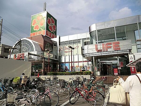 ライフ指扇店まで約1500m
