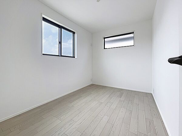 収納力と居住性を兼ね備えた、心地よいプライベートルーム。