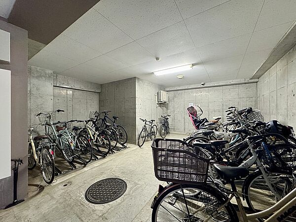 駐輪場